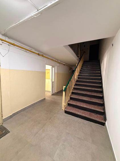 Apartament cu 3 camere în Berceni