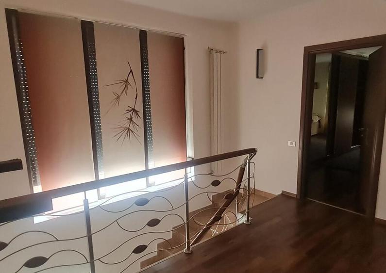 Vila 5 camere in comuna Berceni zona centrala - 16