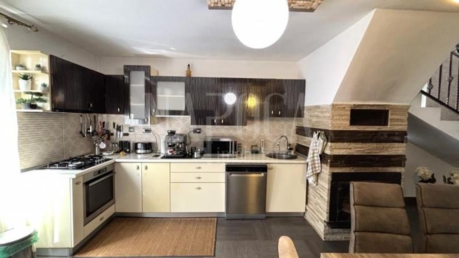 Casa 4 camere de vanzare in Floresti - 3