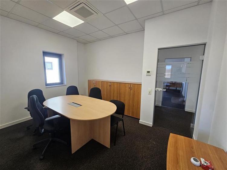 Inchiriere spatiu birouri, 212 mp, 12 locuri de parcare proprii, zona Calea Turz - 7