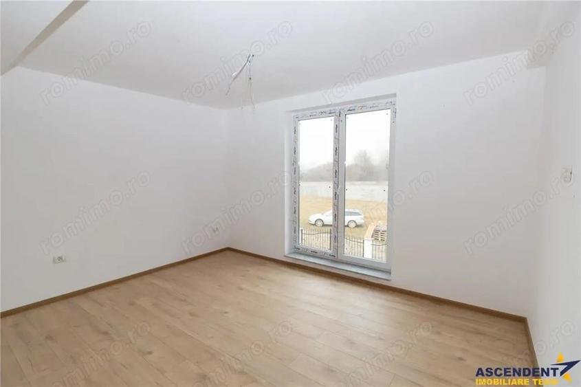 Vila calitativa, luminoasa linie, incalzire pardoseala, utilitati, Sanpetru, Brasov - 10