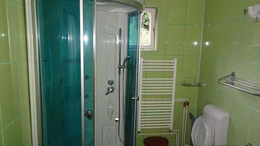 Vand casa in Deva, zona Aurel Vlaicu D+P+E, constructie din anul 2010 din BCA - 9