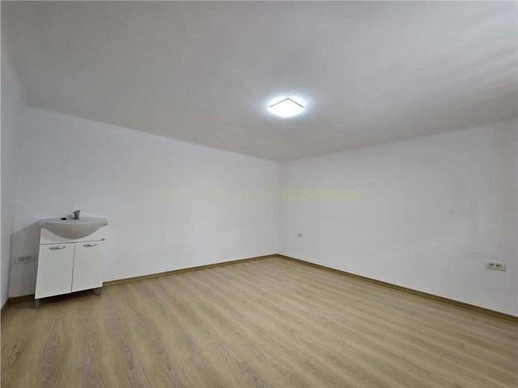 Spatiu birouri zona 13 Decembrie - 13