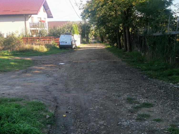 Valea Adanca -Mega Image ,  700/730/770 mp  ,full,zona de vile ,FARA BLOCURI - 10