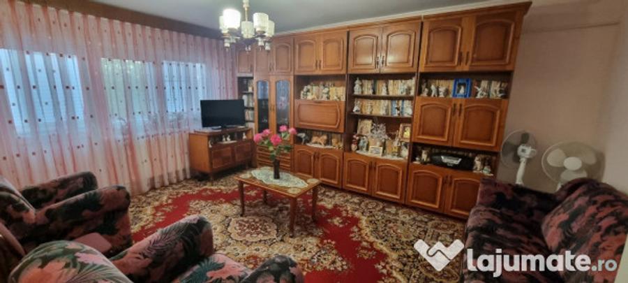 Apartament 4 camere 104 mp, central,bloc complet renovat (PNRR)2 bai,2 balcoane - 8