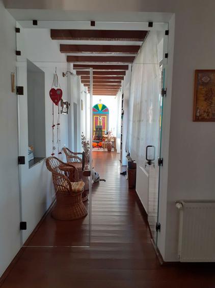 Vand Casa Deosebita cu Gradina Matura si Intimitate Totala (25 km de Timisoara) - 7