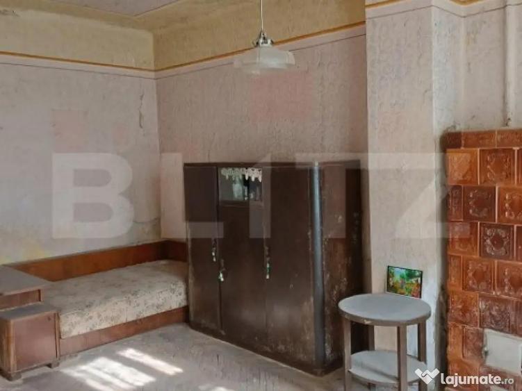 Casa zona centrala Dej,curte comuna, 31mp - 5