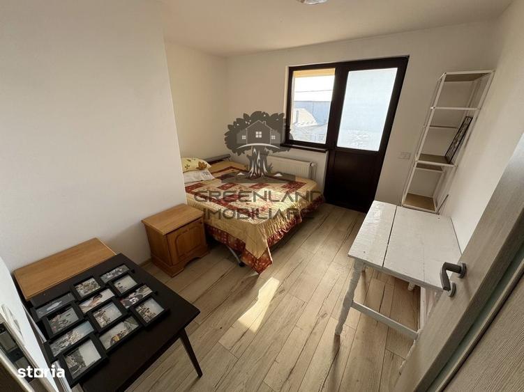 Casă cu 4 camere în Valea Adâncă