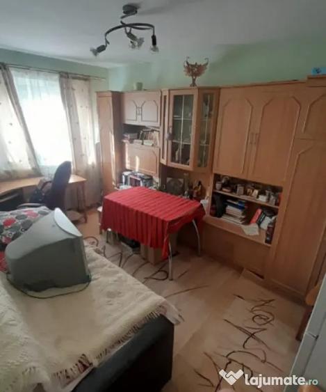 Apartament cu 4 camere decomandat în Mănăștur