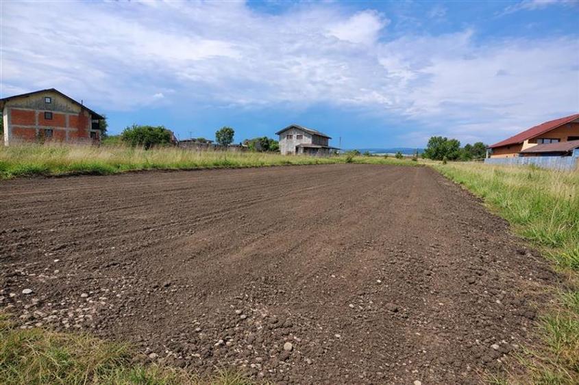 Teren Construcții intravilan de 480 mp, în Bod