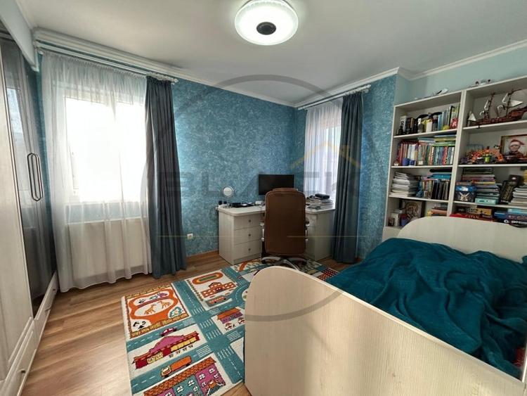 Apartament 4 camere in Vila, 2 parcari, 103 mp utili - 9