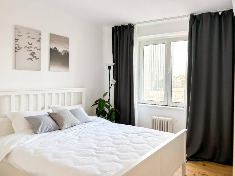 Apartament cu 3 camere în P-ța Romană