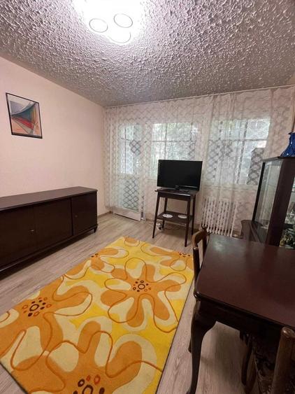 Apartament cu 2 camere decomandat în Progresul
