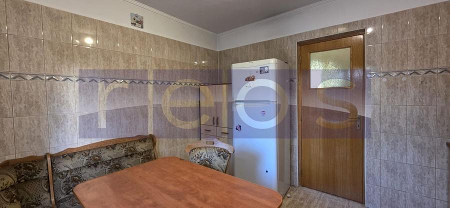 VANZARE 3 CAMERE  DECAMANDAT  VITAN - 12