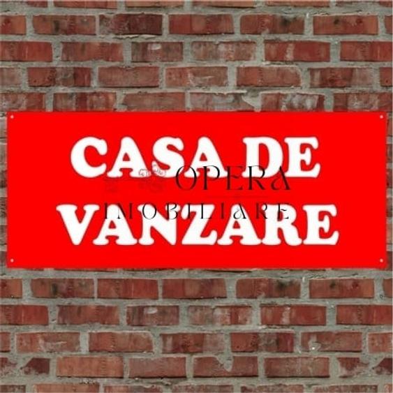 Casă individuală cu 6 camere cu Canalizare în Tătărași