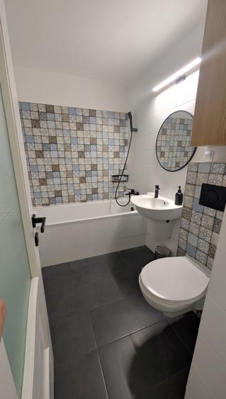 Apartament cu 3 camere decomandat în Mărăști