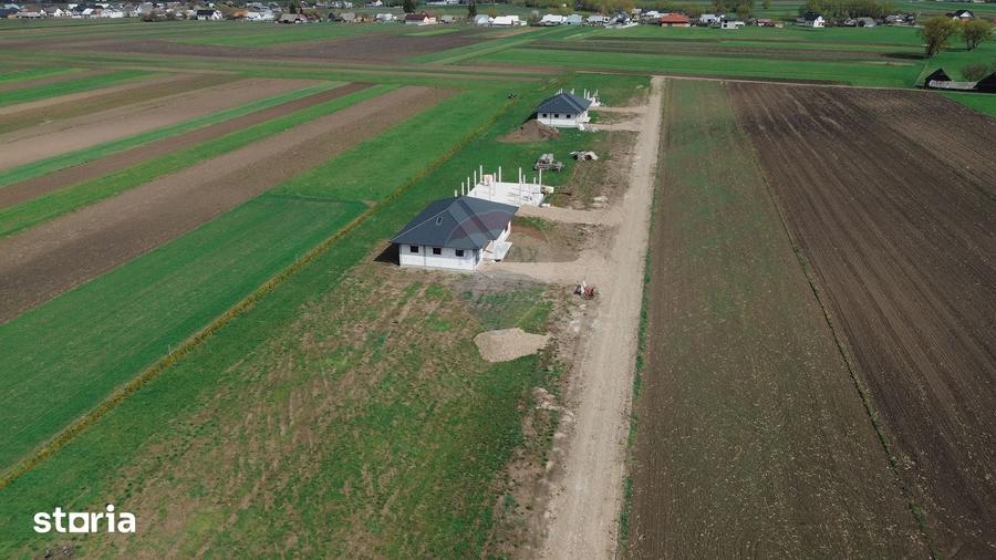 Teren de 1000 mp, în Frătăuții Vechi