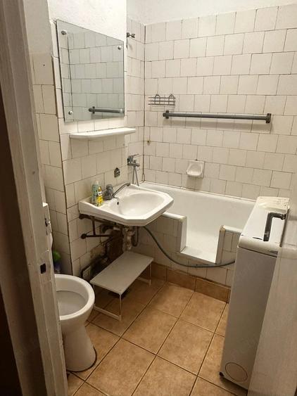Apartament cu 3 camere decomandat în Ultracentral