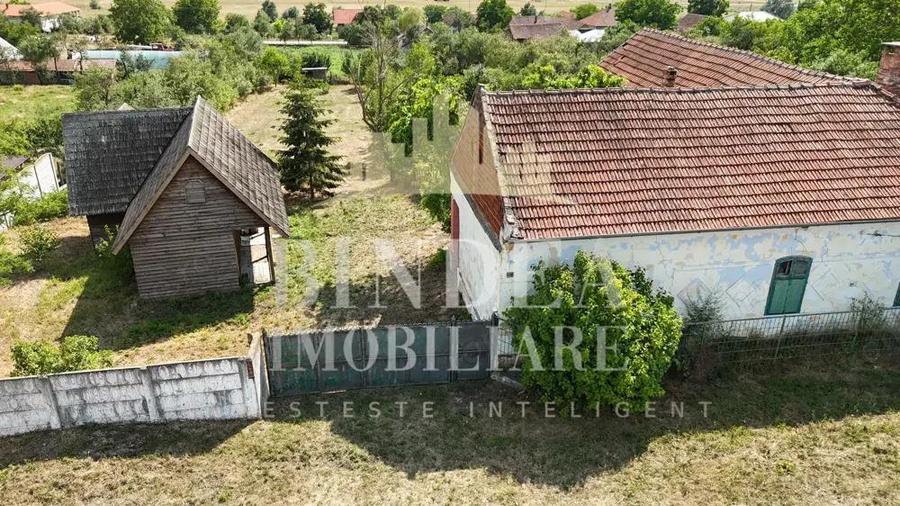 Casa caramida+ teren 3160+ cabana lemn Bencecu de Jos - 1