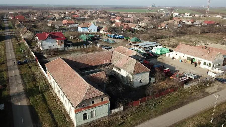 Vand hala si teren Ortisoara jud. Timis Vand hala si teren Ortisoara jud. Timis