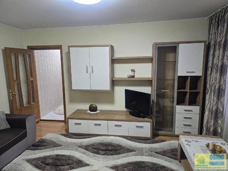 Casa de Cultura, 3 camere, etaj 1, mobilat, inchirieri Constanta - 1