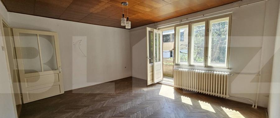 Casa cu 2 apartamente de 3 camere in centru - 7