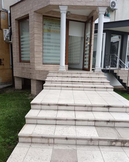 Central, spatiu comercial 90mp