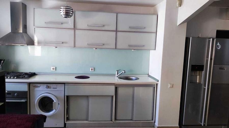 Inchiriez garsoniera Nerva Traian , aproape statia de metrou Timpuri Noi , etaj8/8, complet mobilata, pret 400 EUR, plus garantie - 9