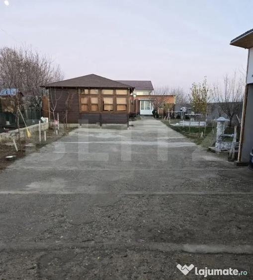Casa parter 100 mp utili, teren 880 mp, toate utilitatile, C - 5