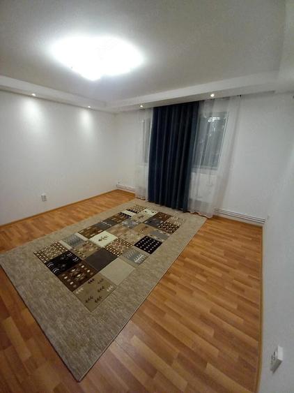 vand apartament 2 camere - 5