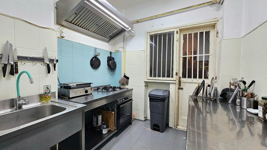 Apartament interbelic, la 20 m de Universitate-Comision 0% - 14