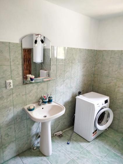 Casă individuală cu 4 camere cu Teren 2481 Mp în Bărăștii de Cepturi