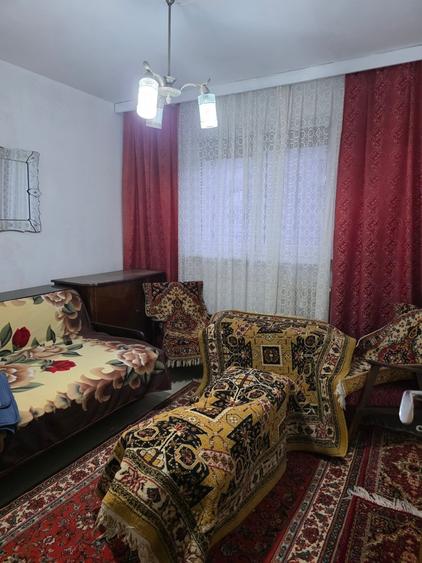 Jean Steriadi, 10 minute metrou 1 Decembrie 1918, langa Auchan Titan, - 9