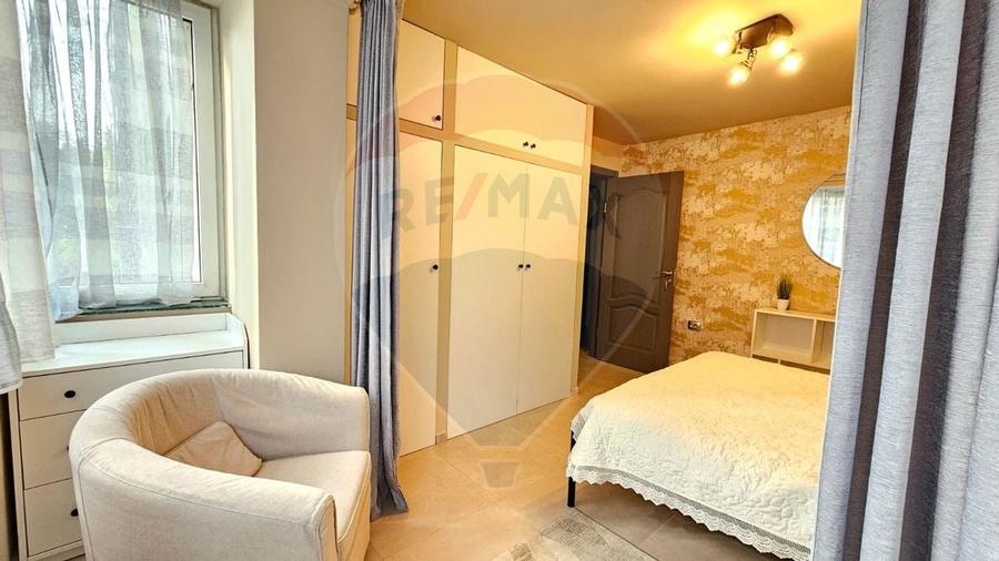Inchiriez apartament modern cu 4 camere în zona Parcul Central - 13