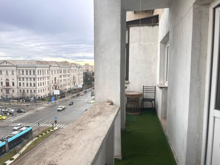 Apartament spatios 2 camere, centru, priveliste superba - zona Universitate - 12