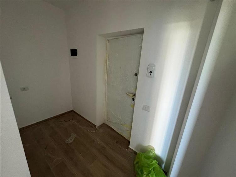 Garsoniera 43.50 mp  parter, vedere spre lac, comision 0 % - 7