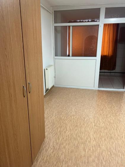 vand garsoniera cu o camera  - 5