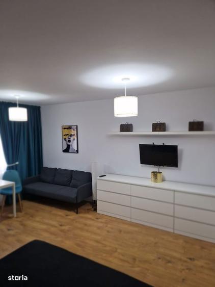 Titan parc metrou 2 minute stradal LUX - 12