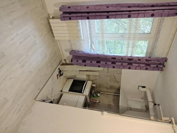Vand garsoniera cu dormitor separat zona Obor la complex Baicului fara intermediari. - 4