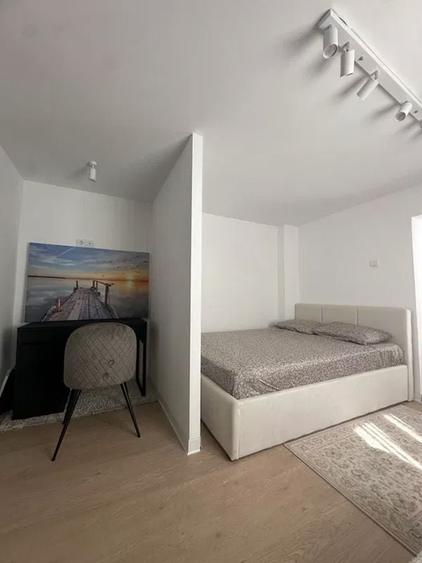 Bazilescu Inchiriez casa 2 cam recent renovata mobilata utilata complet curte - 6