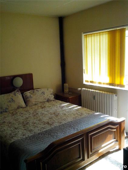 Ofer LA SCHIMB apartament decomandat 3 camere cf 0 stradal - 5