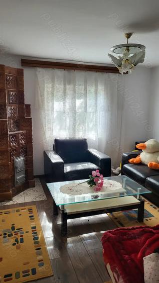 Casa de vanzare cu teren intravilan - 1
