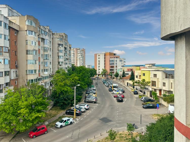 Apartament 3 camere | Vedere la mare  si parcare | Faleză Nord | Comision 0% - 2