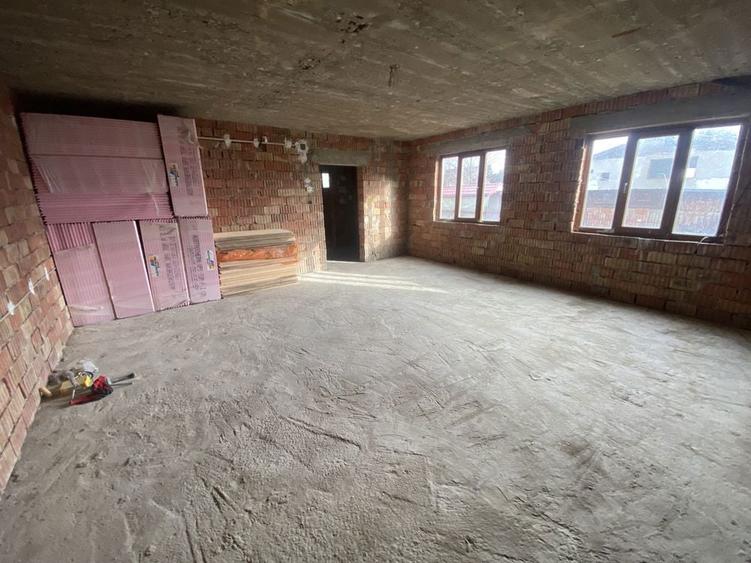 Vand / Schimb Casa la rosu 350 mp Falticeni - 4