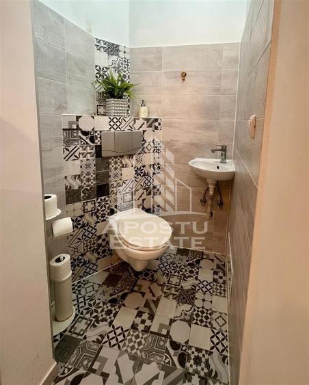 Casa la curte comuna, 4 camere, centrala proprie, complet renovata - 15