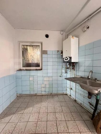 Casa cu Poten?ial de Transformare 13 Septembrie - 3