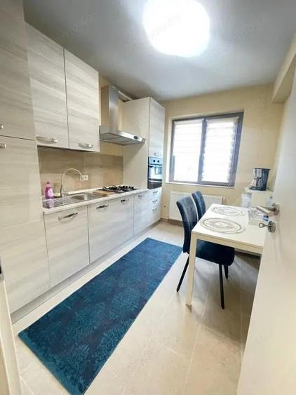 Apartament cu 2 camere semidecomandat în Borhanci