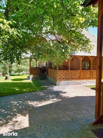 Doua case in stil maramuresean de vanzare in Breb/Maramures - 9