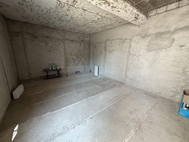 Casă individuală cu 5 camere cu Canalizare în Central