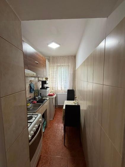 Proprietar închiriez apartament 2 camere, mobilat și utilat, Craiovei Comisariat - 2